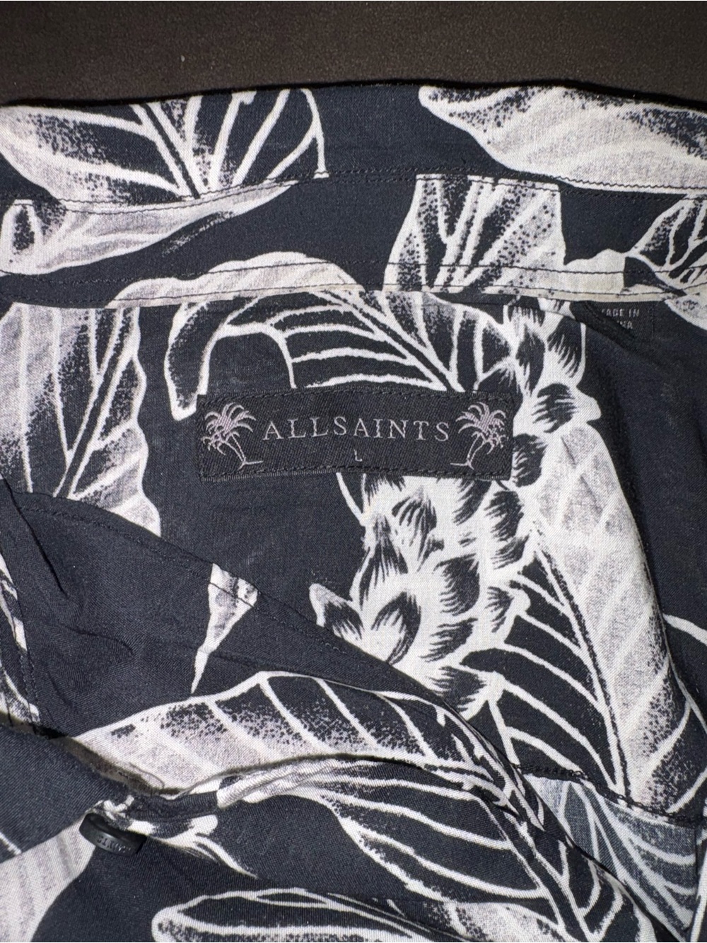 AllSaints Kahuna Shirt Black White Floral Palm Camp Viscose Long Sleeve Size L - Picture 2 of 7